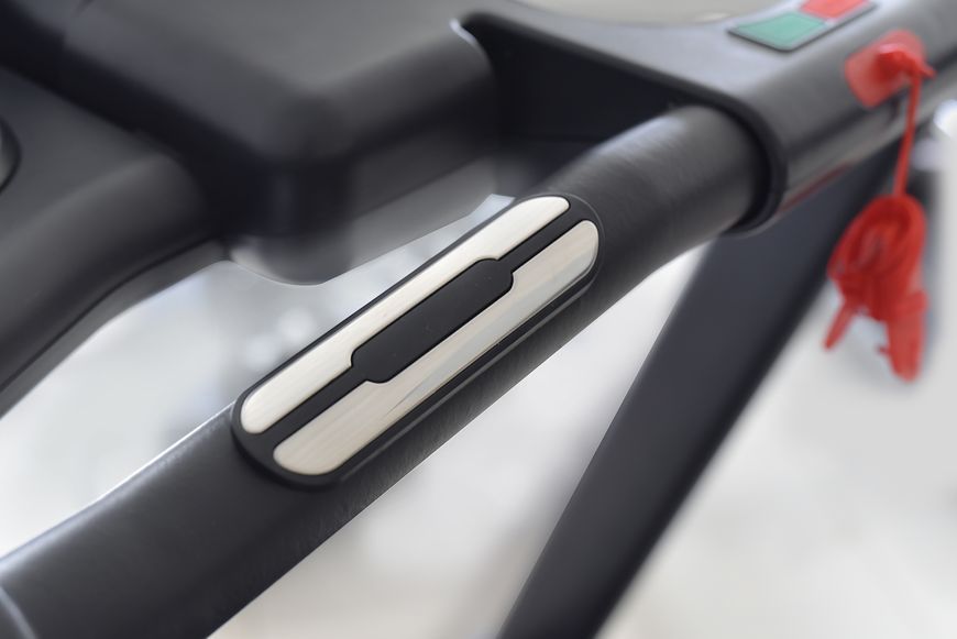 Бігова доріжка Toorx Treadmill Experience Plus TFT (EXPERIENCE-PLUS-TFT) 8029975805245 фото
